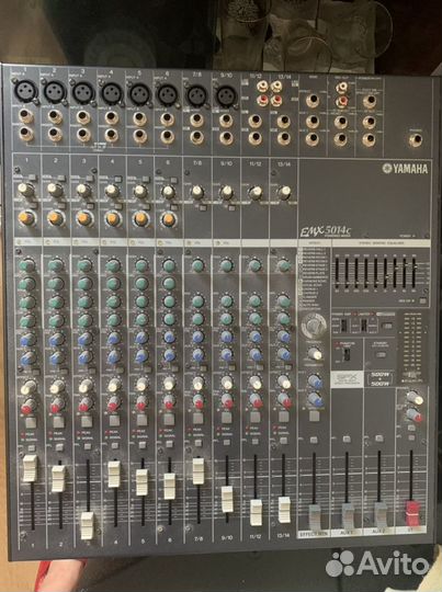 Микшерный пульт