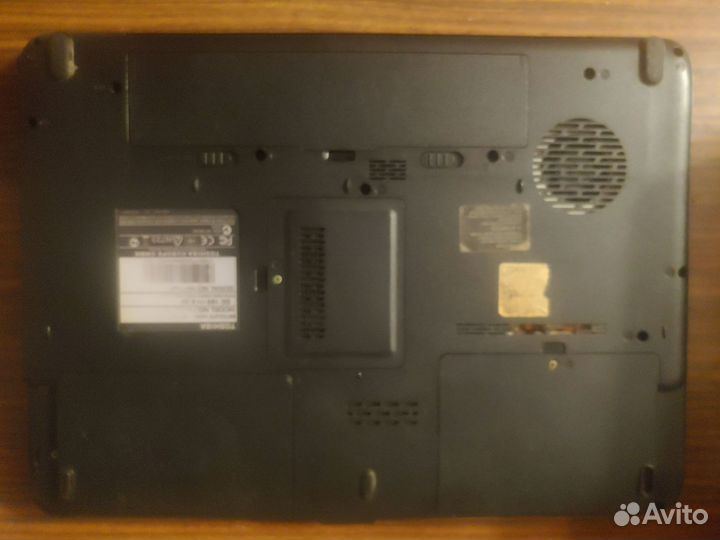 Ноутбук Тошиба Сателлит А300-1JJ по запчастям
