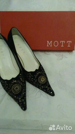 Туфельки на выход. mott