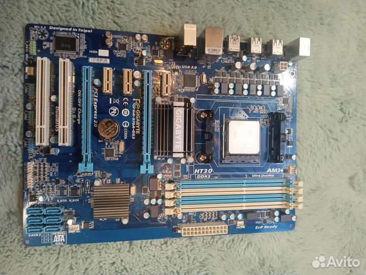 Материнская плата Gigabyte