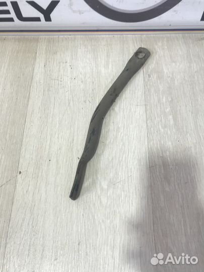 Стойка крепление подрамника Nissan almera G15