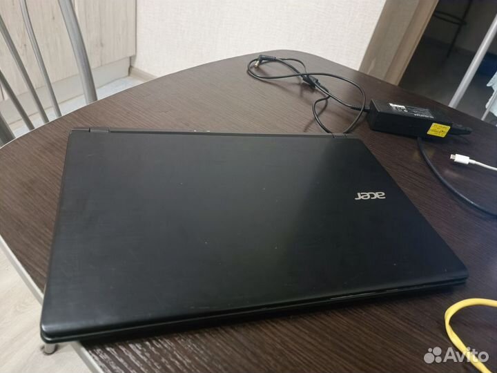 Ноутбук Acer / 4ядра / 2видеокарты / 8GB / 500GB