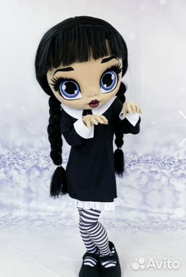 Ростовые куклы,поздравления от Уэнсдей и зайки