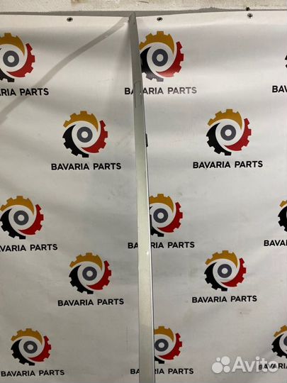 Молдинг крыши правый Mercedes S W221 3.5 M272 2006