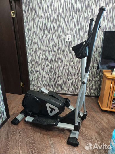 Эллиптический тренажер torneo