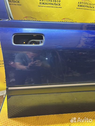 Дверь передняя правая Peugeot 406 2001