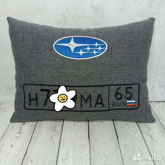 Подушка в автомобиль с логотипом и гос номером