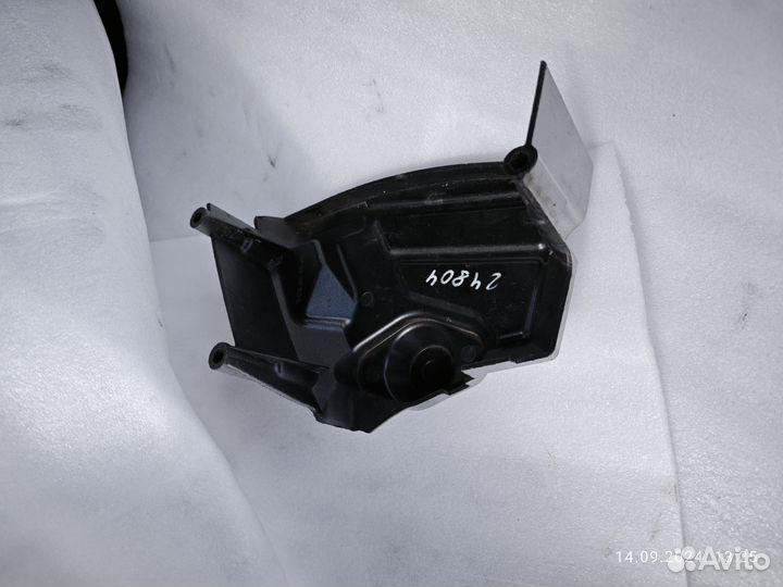 Крышка передней звезды Suzuki dl650