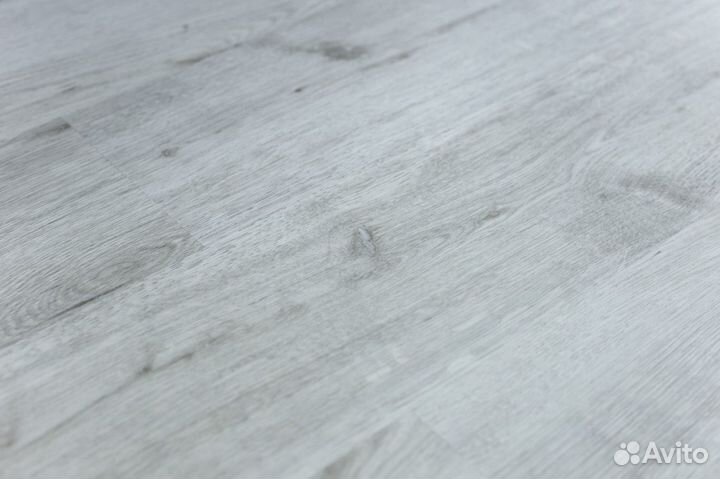 Кварцвинил. Клеящиеся стеновые панели