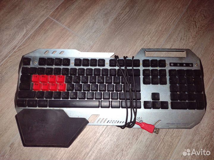 Игровая механическая клавиатура