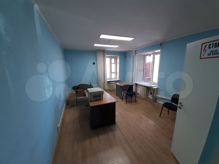 Офис, 295.8 м²