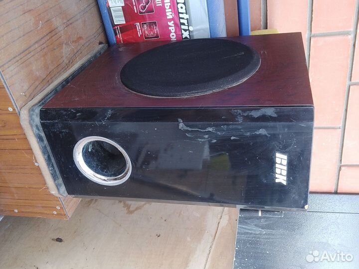 Сабвуфер DK1020S