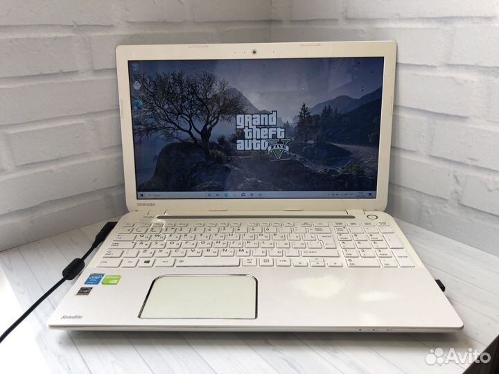 Игровой ноутбук Toshiba i7-4700/gt740m/10gb