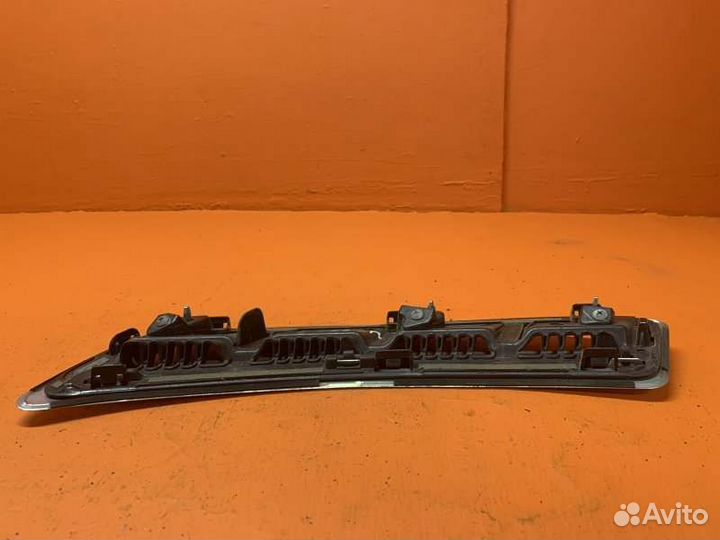 Накладка крыла передняя правая Infiniti Fx35 S51