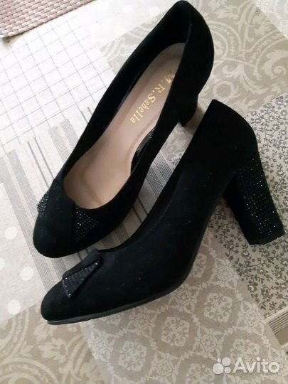 Личные вещи/Одежда, обувь, аксессуары/Женская одеж