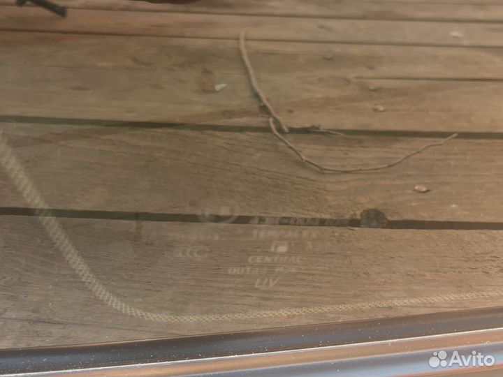 Форточка задняя левая Subaru Tribeca b9 w10