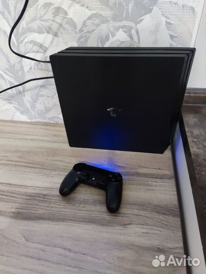 Sony PS4 pro 1tb