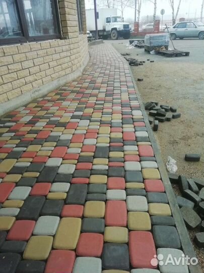 Укладка тротуарной плитки