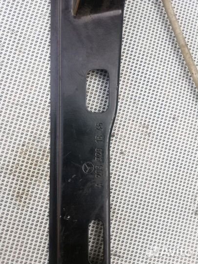 Стеклоподъемник пер. правый Mercedes W203