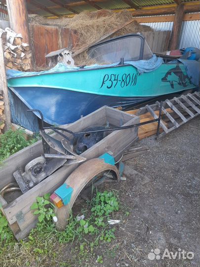 Моторная лодка