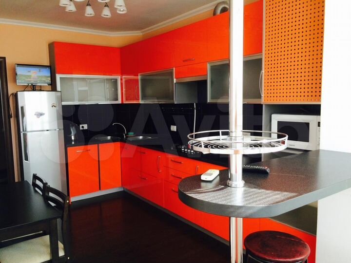 1-к. квартира, 42 м², 4/9 эт.