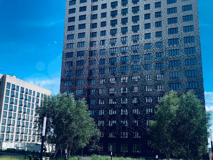 2-к. квартира, 57 м², 7/17 эт.