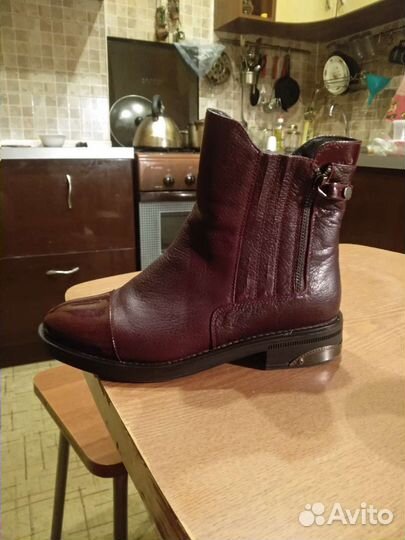 Ботинки женские