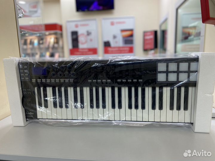 Midi клавиатура LAudio Panda49c