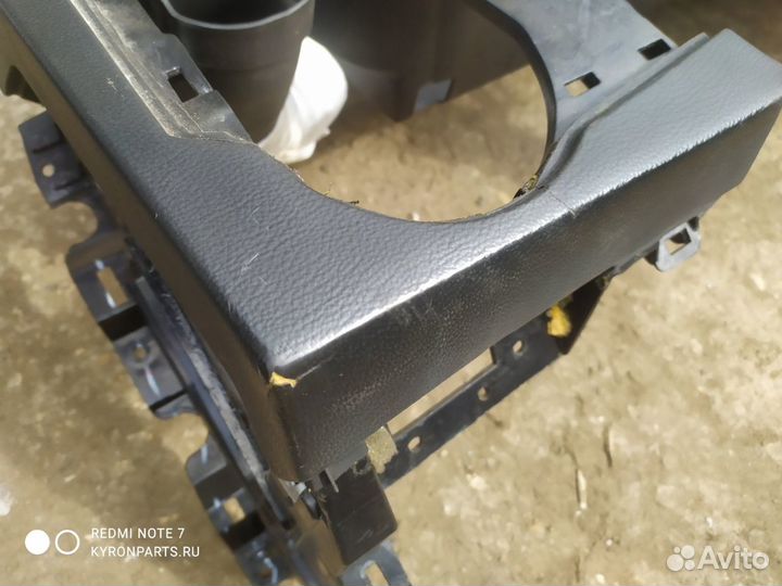 Панель приборов (торпеда) Ssangyong Actyon Sports