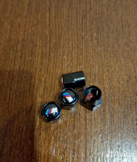 Колпачки на колес