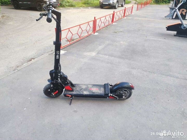 Электросамокат Gt m5