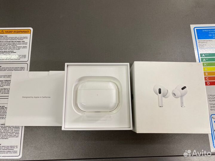 Наушники Apple AirPods Pro