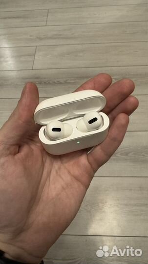 AirPods Pro 1 MagSafe