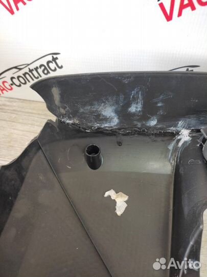 Крышка двигателя Skoda Octavia A5 1.6 2011