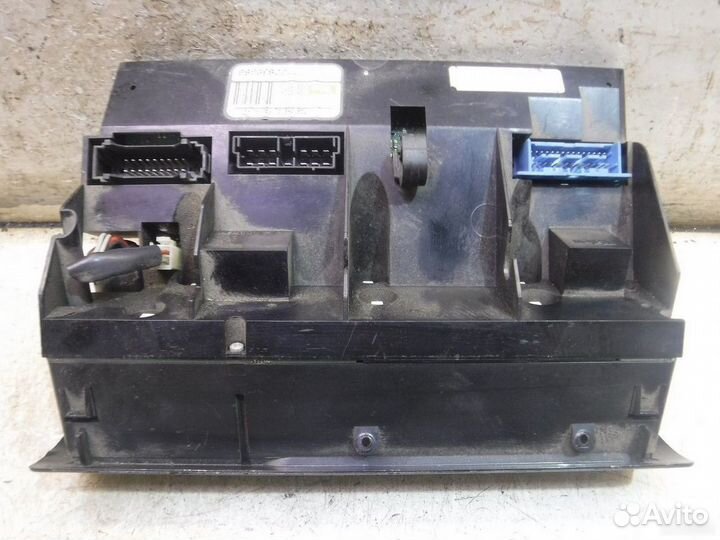 Блок управления климатом Renault Safrane 1