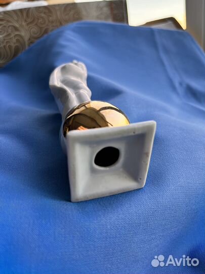 Ребёнок на шаре, фарфор, винтаж