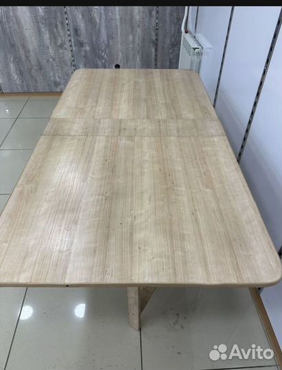 Стол книжка. Хорошее сосояние)