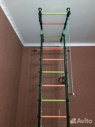 Детская шведская стенка с турником