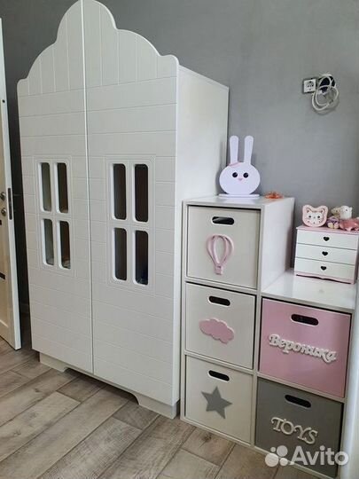 Шкаф в детскую