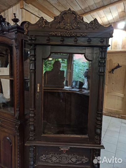 Горка буфет старинная антикварная