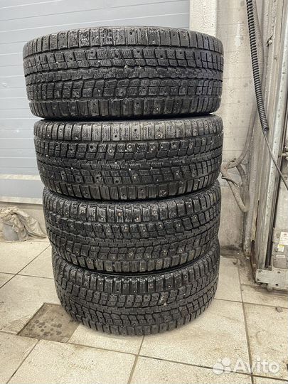 Зимние колеса dunlop 205/55 r16
