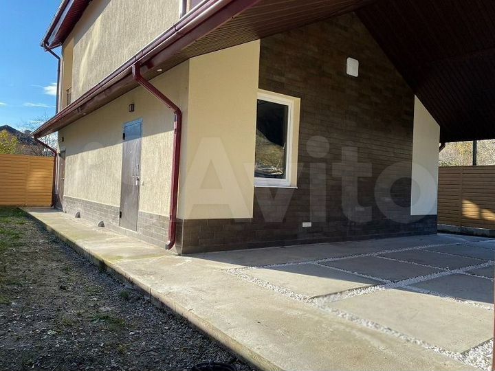 Дом 170 м² на участке 3,5 сот.