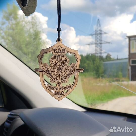 Подвеска вдв на зеркало в авто