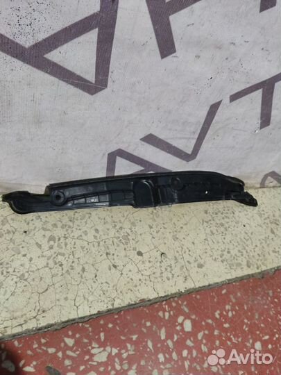 Пыльник крыла передний правый Hyundai Solaris 2