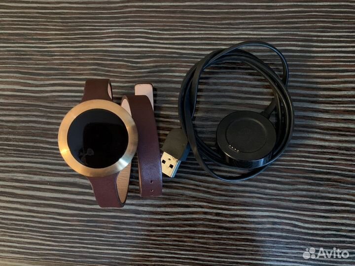 Смарт часы honor