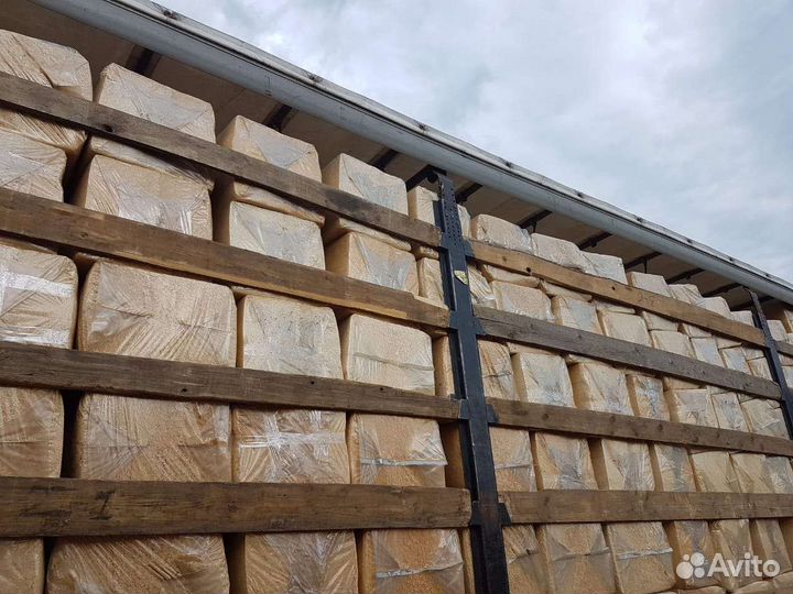 Стружки, опилки прессованные древесные