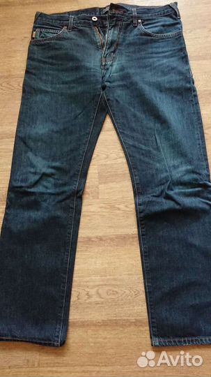 Армани, Armani