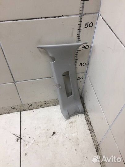 Накладка центральной стойки левая Ford Explorer