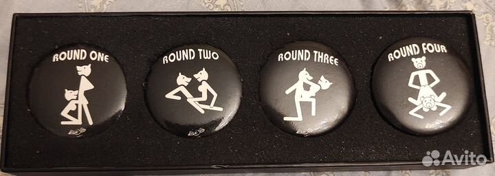 Значки для взрослых. Набор, 4 шт. в коробке