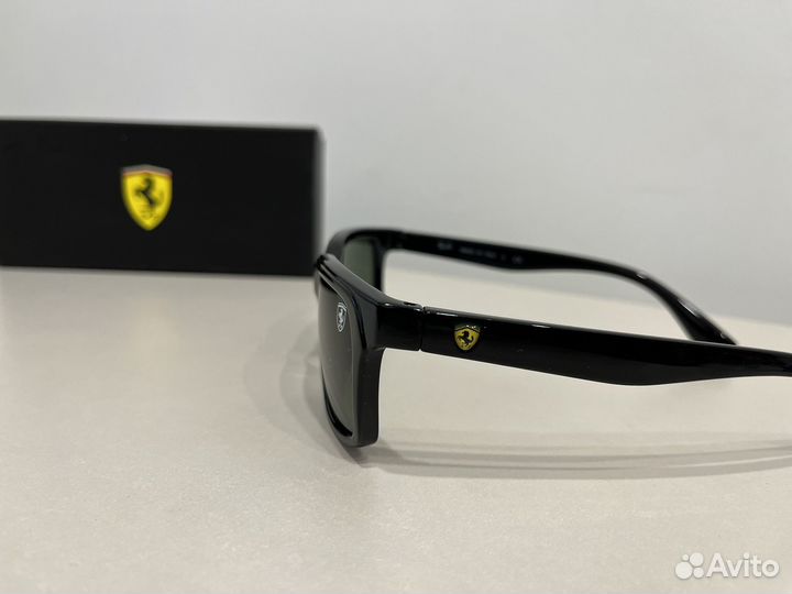 Очки Ray Ban новые Ferrari